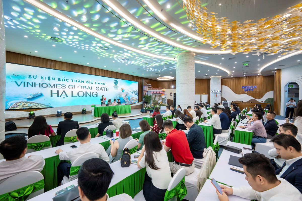 VINHOMES GLOBAL GATE HẠ LONG TẠO "CƠN SỐT" TRÊN THỊ TRƯỜNG BẤT ĐỘNG SẢN